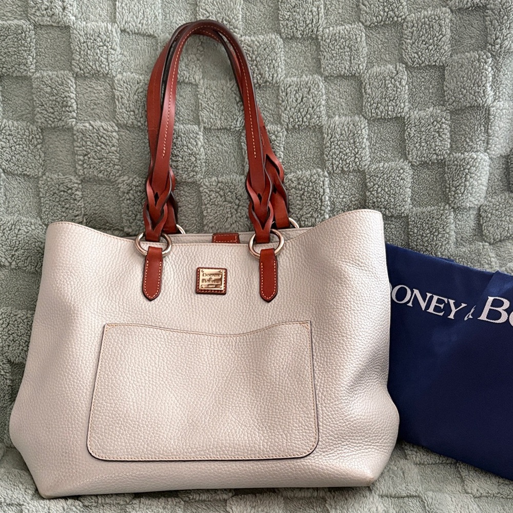 Dooney & Bourke Tote Bag